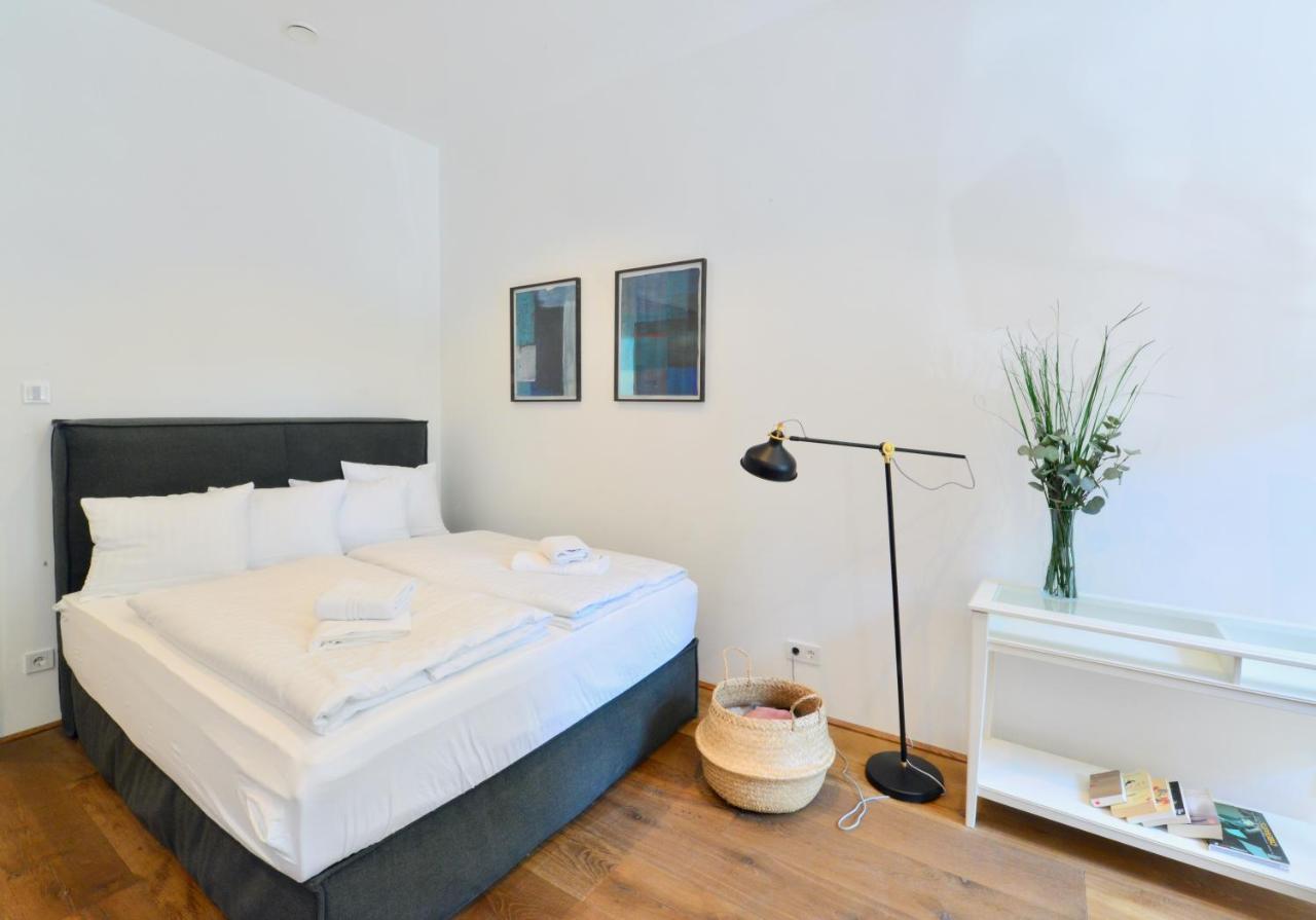 Charming Studio In Servitenviertel I Apartment Vienna Exterior photo