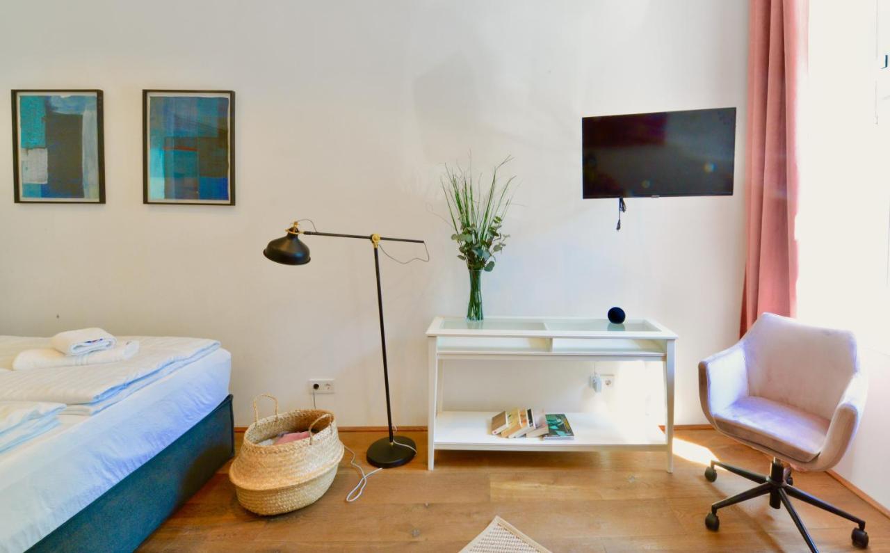 Charming Studio In Servitenviertel I Apartment Vienna Exterior photo